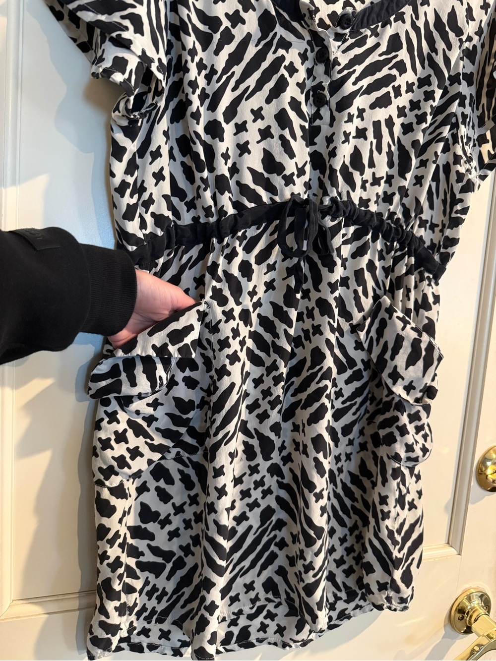 Stussy Black and White Printed Dress 100% Silk - Picture 2 of 6